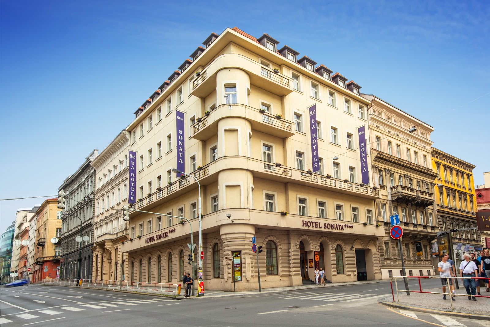 EA Hotel Sonata — foto 1